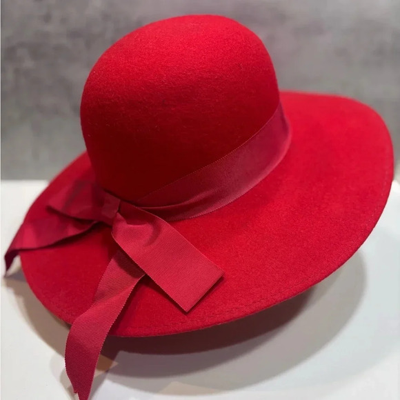 Red 100% Women’s Wool Hat Bonnet Fedora - Picture 1 of 8